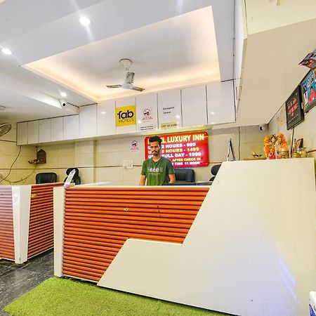 Fabhotel Luxury Inn Near Adarsh Nagar Metro Дели Экстерьер фото